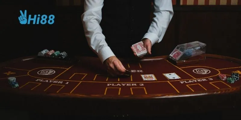 Các bước chia bài và bắt đầu trận đấu.